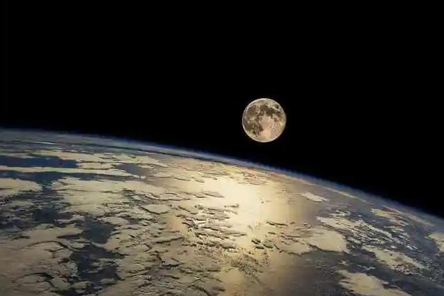 俄科学家提出炸毁月球，以改变地球倾角，使地球永无严寒