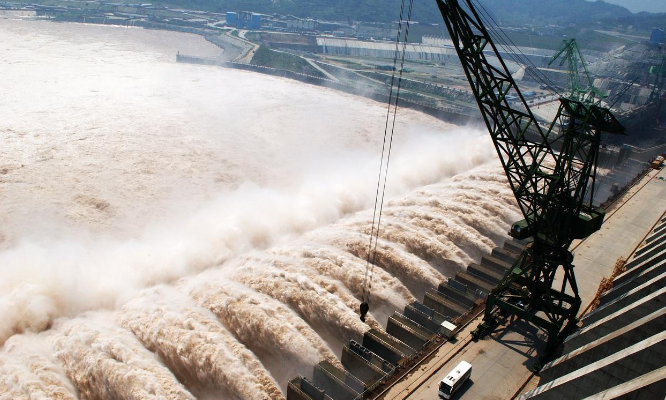 美国在拆除大坝 为什么我中国要持续的建造大坝？（水利建设）
