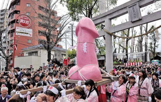 盘点日本十大奇葩节日 尺度之大不忍直视（日本的奇葩节日）