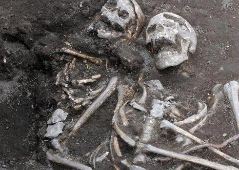 马耳他大地窖之谜，史前建筑惊现七千具骸骨，是未解之谜
