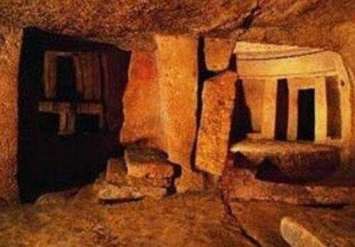 马耳他大地窖之谜，史前建筑惊现七千具骸骨，是未解之谜