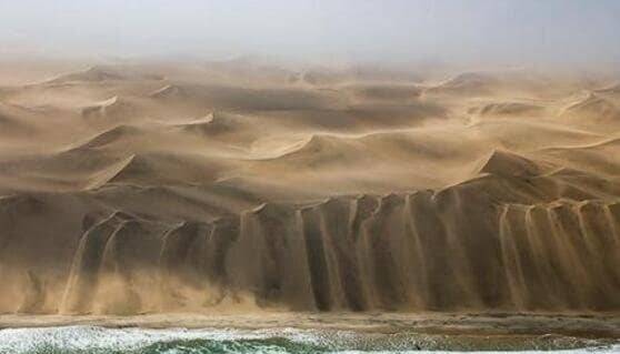 恐怖纳米比亚骷髅海岸，人类忽进的生命禁区（一片残骸的海岸）