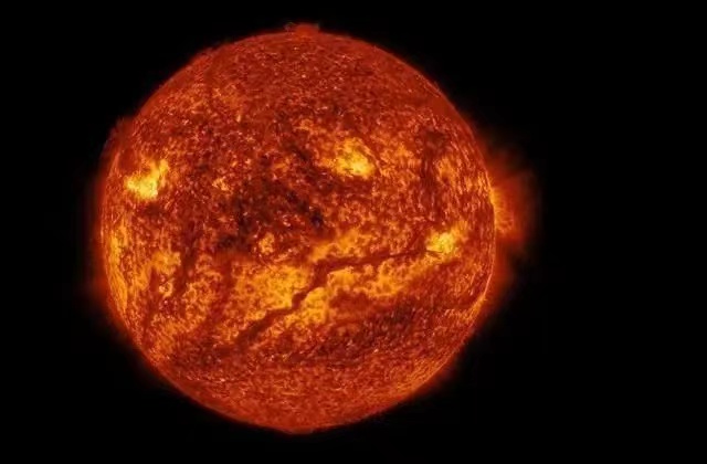 太阳是个火球 用望远镜看太阳 眼睛会怎样？（太阳观测）