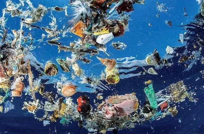 全球每年1300万吨塑料流入大海，防止刻不容缓