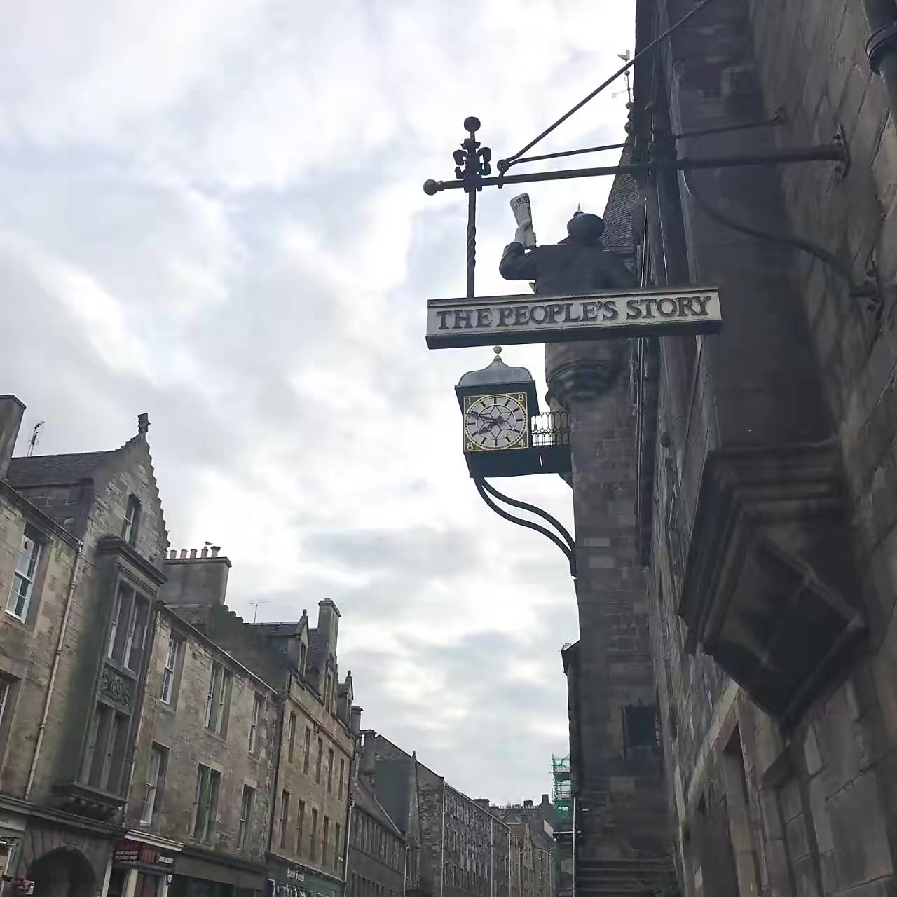苏格兰的玛丽金小巷，据说是世界上最恐怖的街道