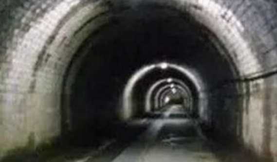 秦岭隧道神秘的背后，是否有守护神的存在（守卫灵兽）