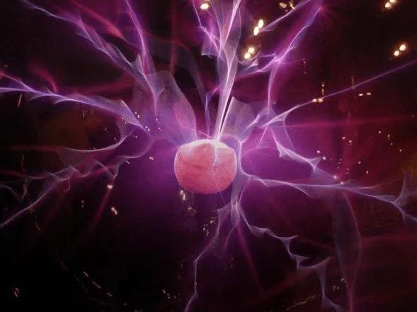 球状闪电之谜，科学研究发现球形闪电   （大脑幻觉）