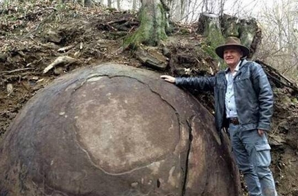 探秘印第安人几十吨重的上古石球，它们是外星人制造的吗？