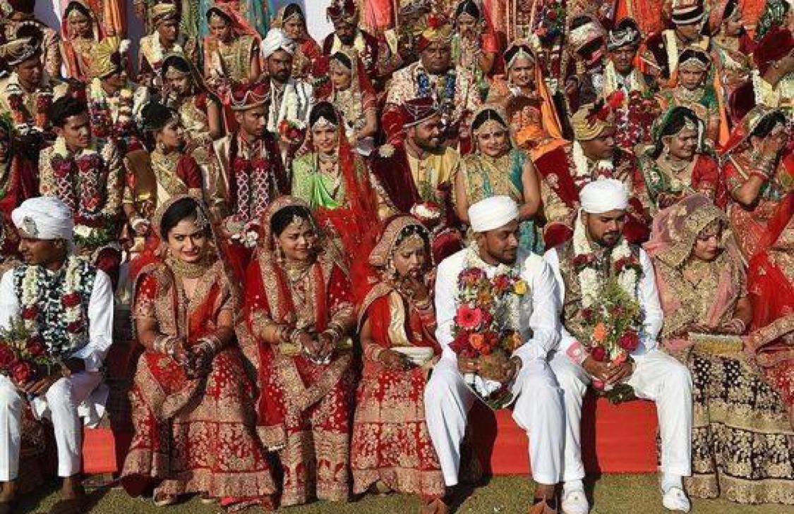 印度的钻石大亨：为数百位失去父亲的新娘办婚礼