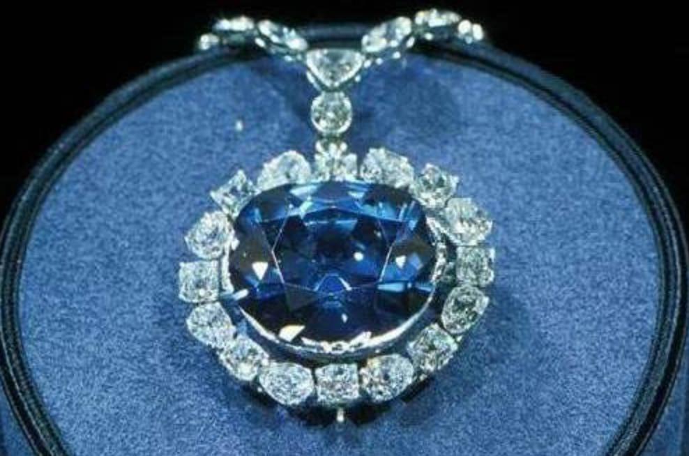 被诅咒300年，世界上最大蓝钻“希望之星”，拥有者皆遭不幸