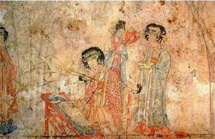 内蒙古发现血棺  考古队刚揭开女尸面纱