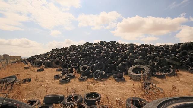 废弃轮胎再利用：美国用它来铺路。为啥中国不效仿？