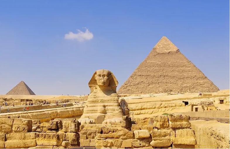 金字塔究竟是谁建造的？到了21世纪还未解开这个谜团！