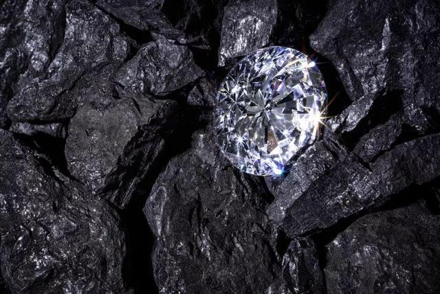地幔存在超1000万亿吨钻石,为什么没人开采（科普揭秘）