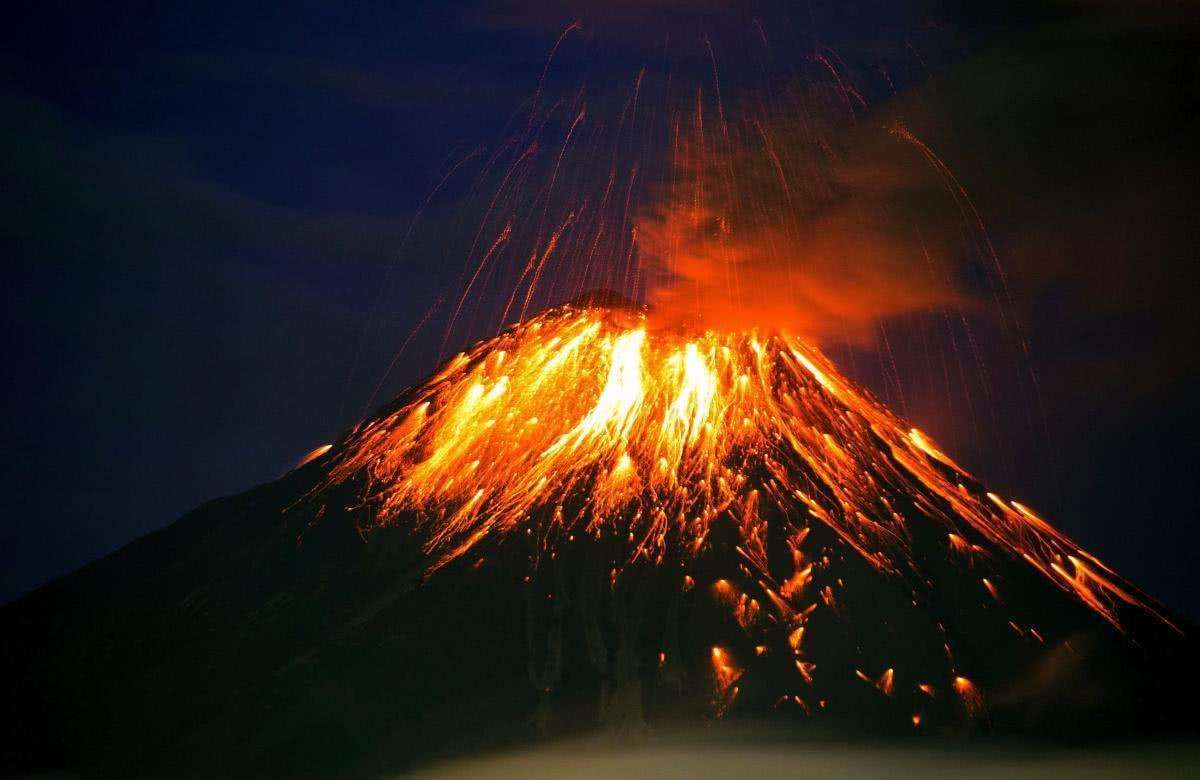 如果富士山爆发，整个日本都会感到害怕（火山威胁）