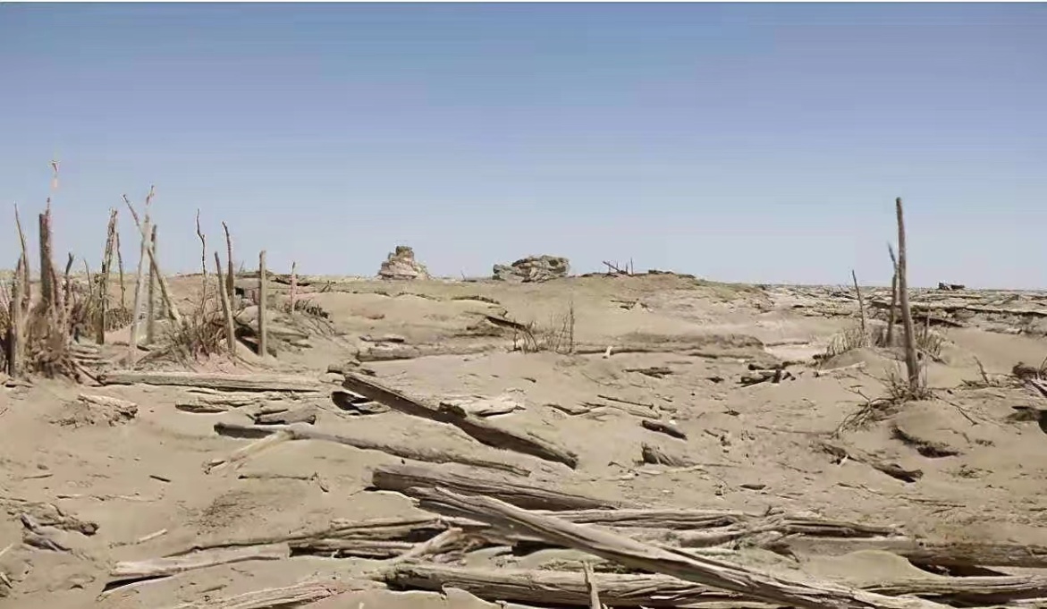 干涸了4亿年的死海开始复活，新疆这些水从哪来而来