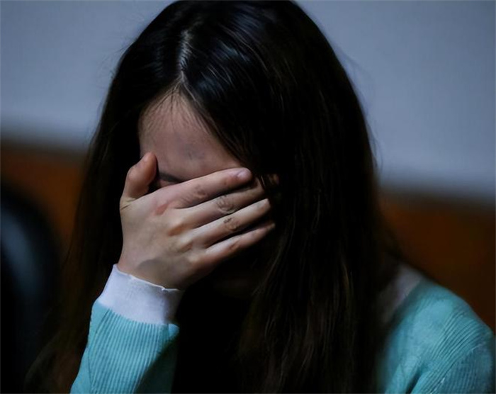 福建女子做一个春梦 居然就想告同事强奸（痴心妄想）