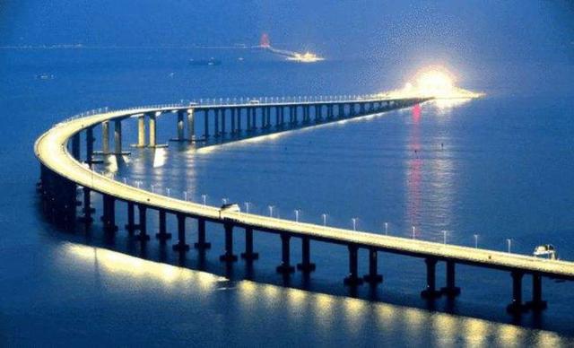 为啥耗资千亿元，建造的桥很少通车（港珠澳大桥）