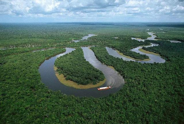 亚马逊河究竟有多可怕，至今没有一座桥梁敢跨越它？