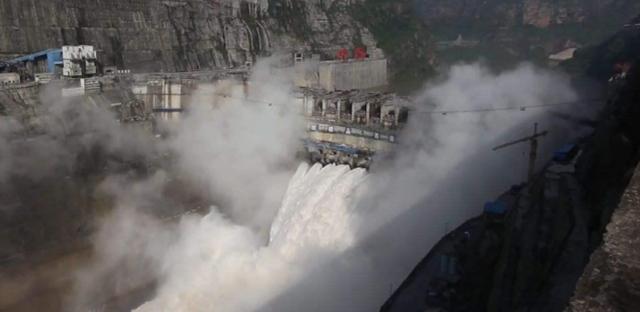 厉害了我的国，中国建世界最大水电站，发电量是三峡的3倍多