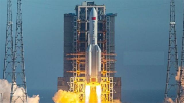 中国的火箭看起来苗条，美俄欧的火箭看起来却很厚重，原因何在？