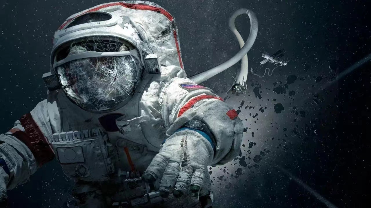 宇航员若掉进外太空，活下来的几率有多大？他们会看到些什么？