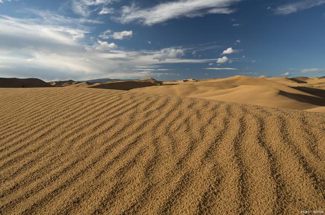 沙漠里面那么多沙子，为何不用来盖房子？此想法过于理想化了