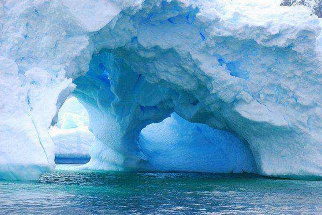 南极冰川融化，科学家发现了“意外的东西”，问题有多严重？