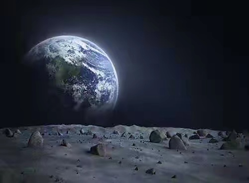 月球的存在非常奇怪，是可怕的轨道伙伴吗？