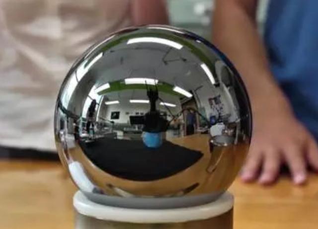 科学家打造的最完美球体，依然有偏差，世界上存在完美的球体吗？