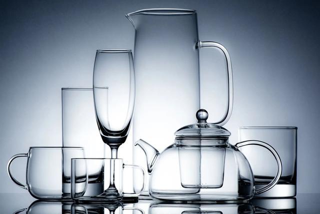 玻璃瓶，能在自然中存在多久？什么情况下玻璃的稳定会被打破