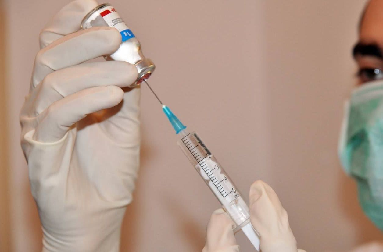 屁股针和胳膊针，谁是疫苗注射的更优解？（药物注射）