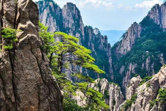 中国最赚钱的一座山，只需七天就可以收入五个亿（武当山）