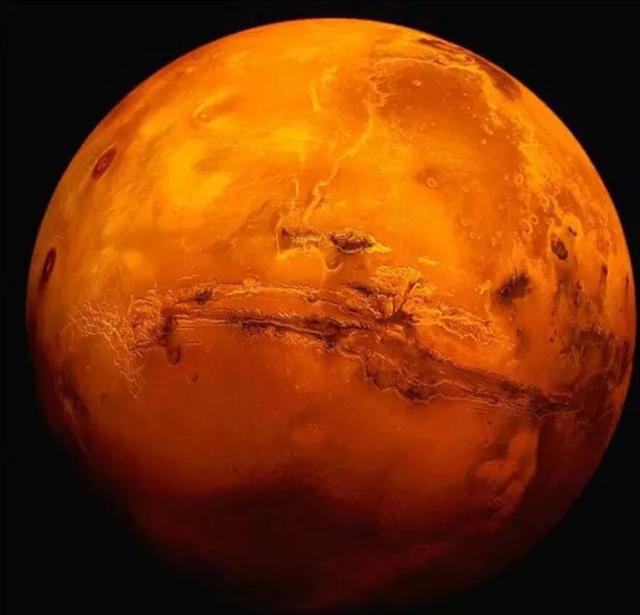 NASA在火星上钻了一个洞，洞里钻出东西却“跑了”（火星上的洞）