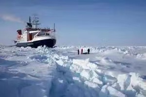 北极正慢慢消失？科考船耗时389天带回来带噩耗（温室效应）
