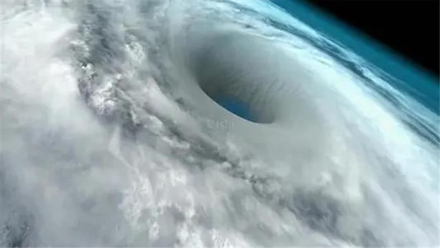 超级龙卷风袭击美国，汽车房子都被卷上天，中国可能发生吗？