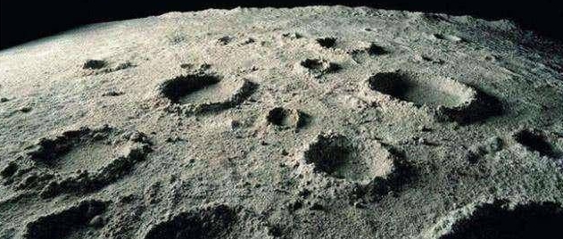 1987年，前苏联在拍摄月球背面拍到了一个美军战斗机是真的吗？