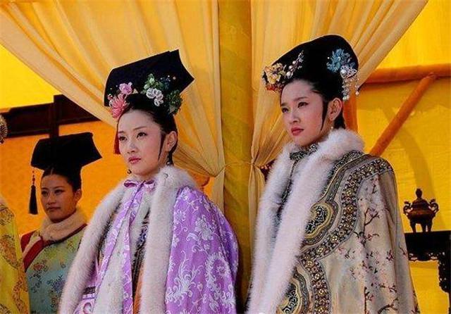 她是历经五朝的皇贵妃，熬死四位清朝皇帝，去世三个月，清朝灭亡