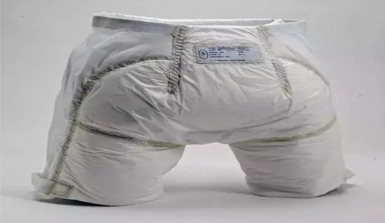 为找回太空纸尿裤，美国重启登月，什么纸尿裤值得这样做？