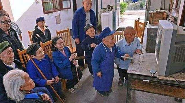 中国神秘“矮人村”，村民身高大多只有80厘米，宛如5岁小儿