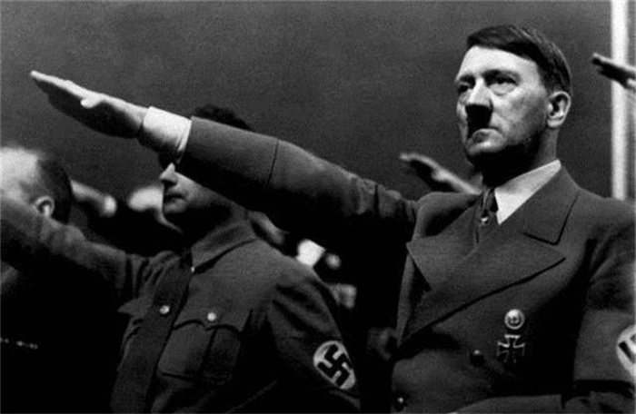 希特勒小时候品学兼优 梦想是当牧师 为何变成杀人如麻的屠夫