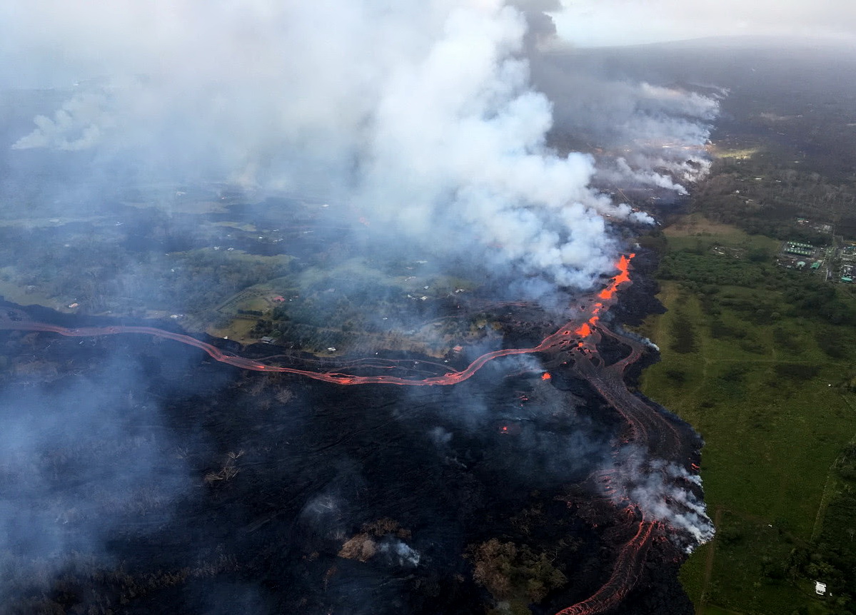 美国卫星看地球，发现基拉韦厄火山被激活（火山动态）