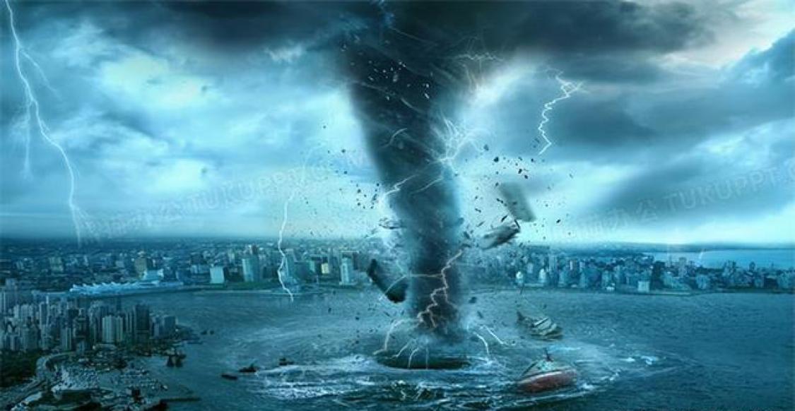 龙卷风摧毁停车场！横扫美国超级龙卷风，威力究竟有多恐怖