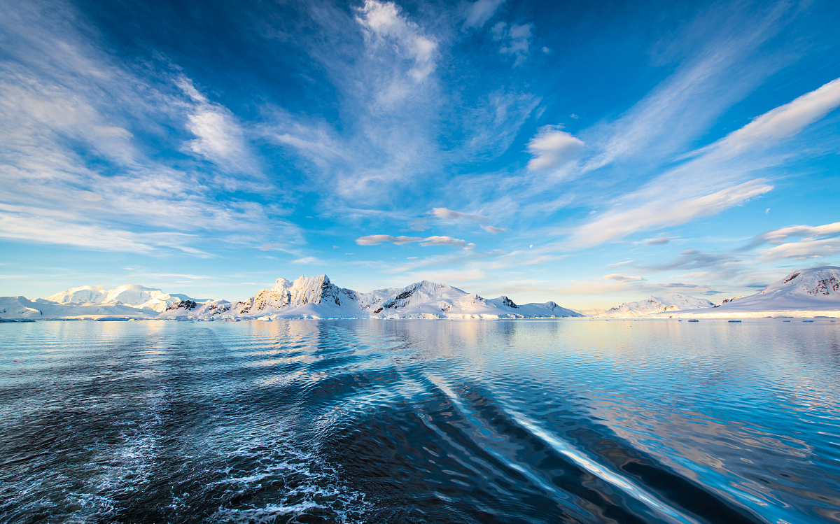 年平均气温12℃，南极也曾是一片绿洲（板块运动）