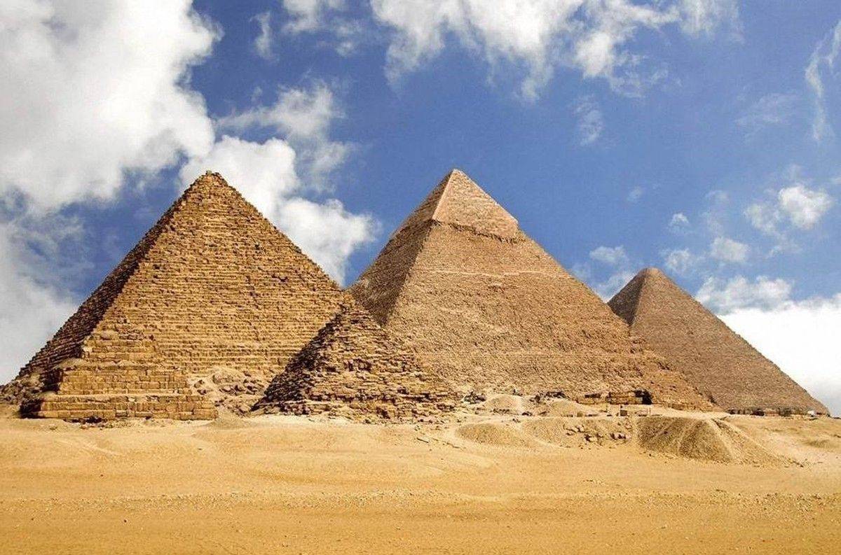 埃及金字塔正与一颗古老恒星对齐（古代天文）