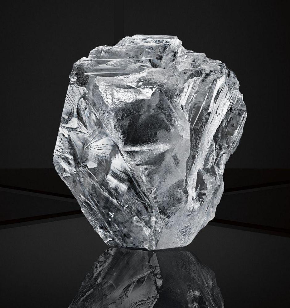 科学家发现南非钻石内含未知物质（新矿石成分）