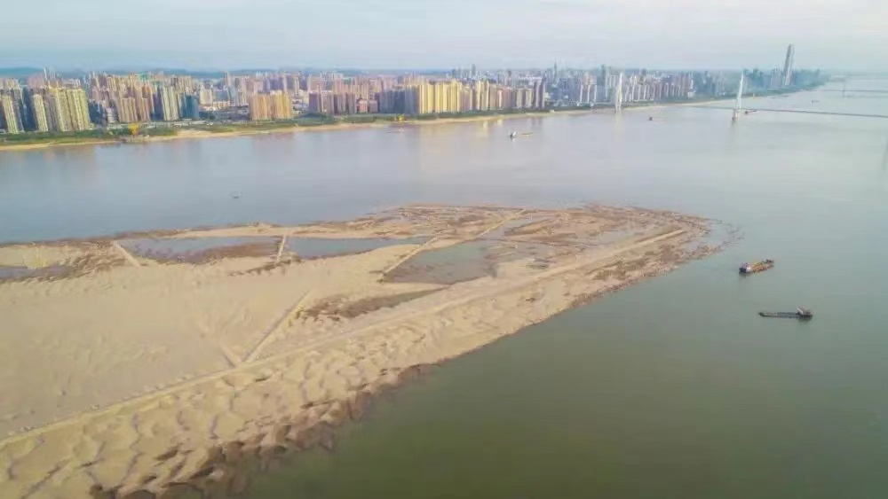 沉封千年的落星墩，如今终于露出了真面目长江水位下降引发的问题