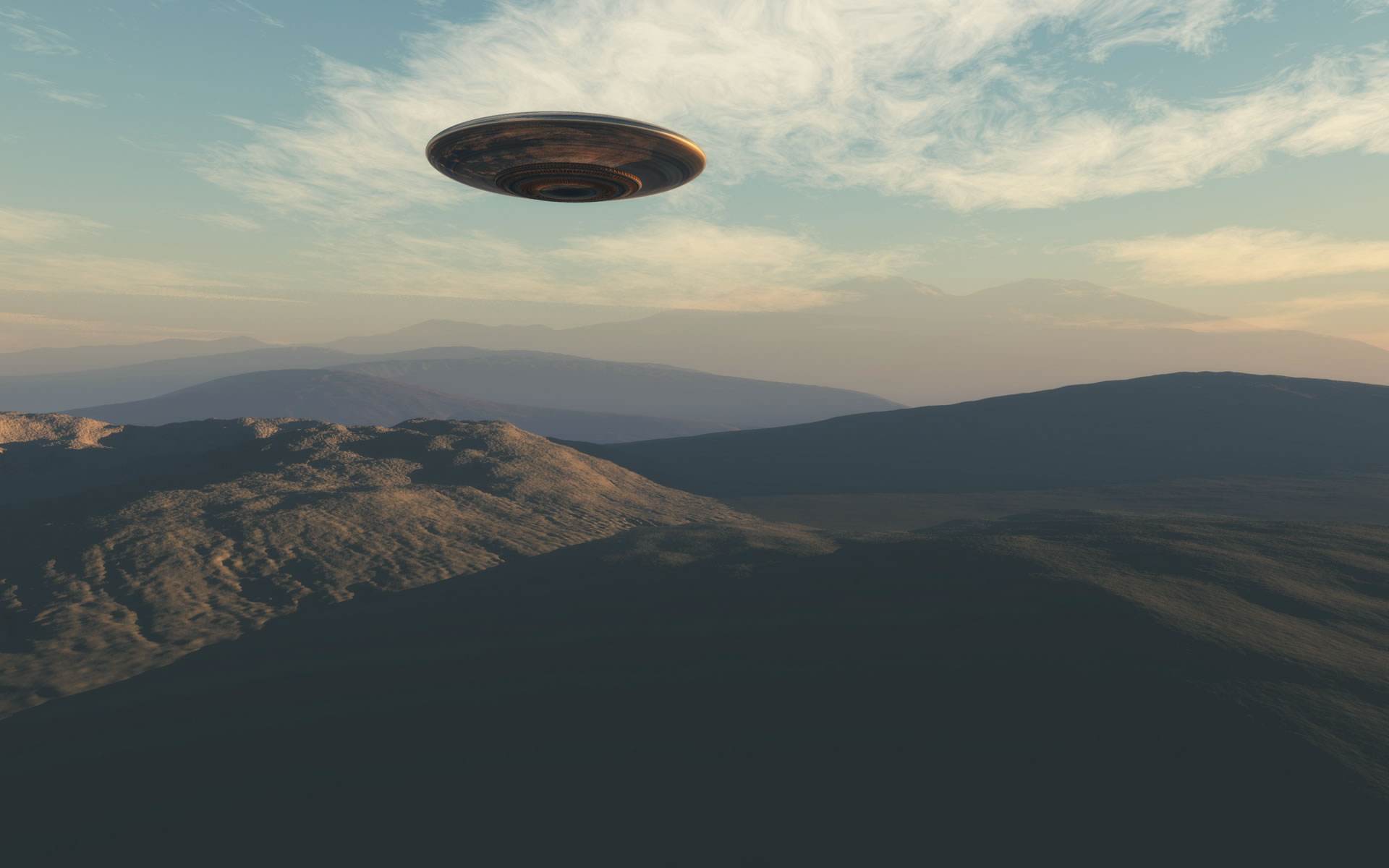 地球真有外星人基地？墨西哥火山拍到飞碟照片（不明飞行物