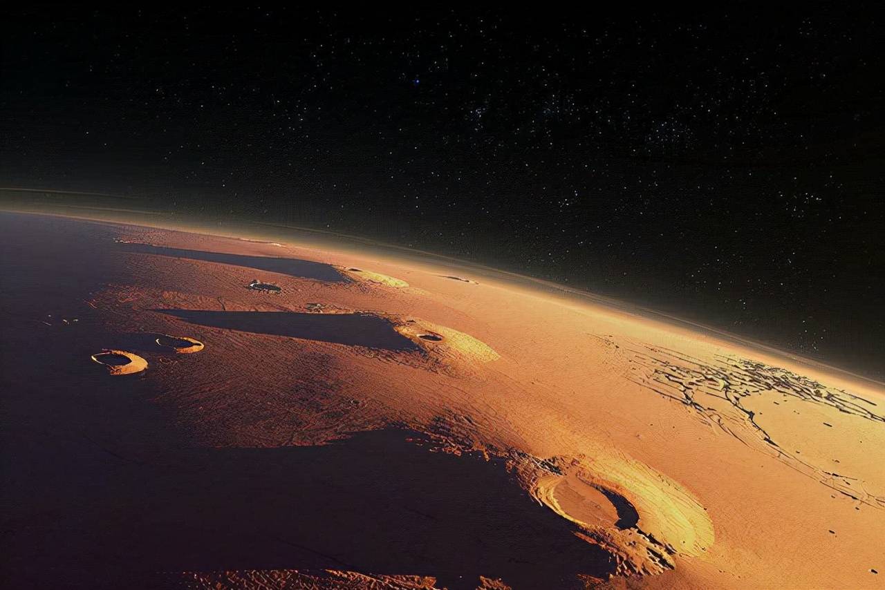 火星撞击坑内沙丘摆出奇怪图案，持续发生变化（火星观察）