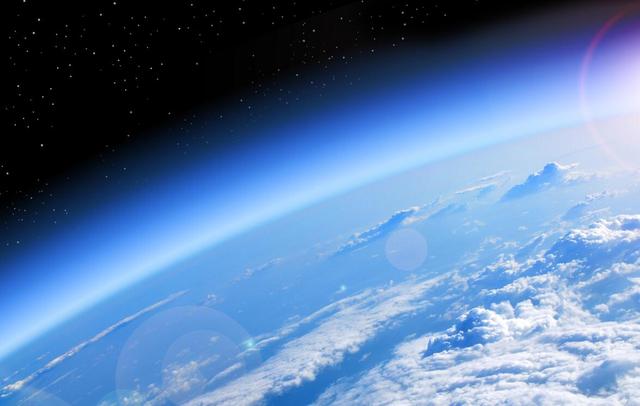 每年10万吨，地球大气不断流失，未来的地球会变得跟火星一样吗